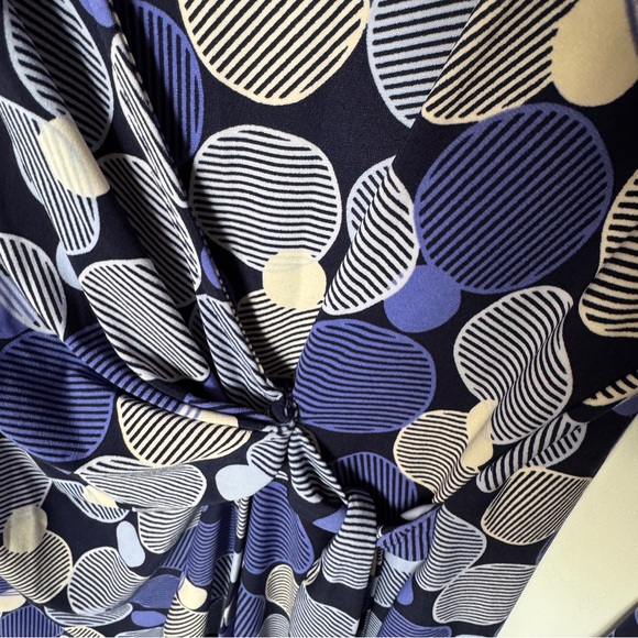 Anne Klein Dress Size L (12/14) Classic V-Neck Faux Wrap Work or Cocktail Party - Picture 6 of 16